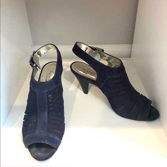 Alfani Shoes - Alfani Navy open toe women’s heels Sz 6